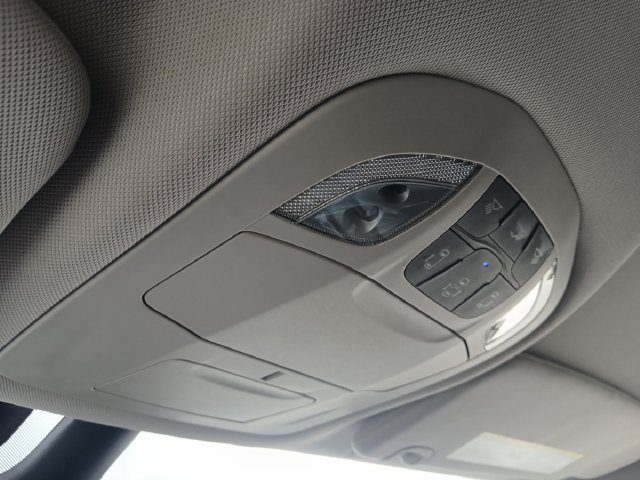 Used 2017 Chrysler Pacifica Touring-L Plus FWD image 11