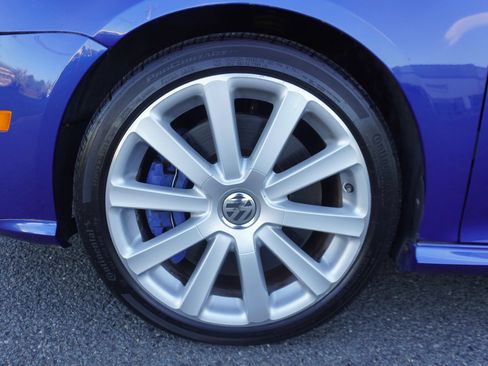 Used 2008 Volkswagen R32 AWD/4WD image 24