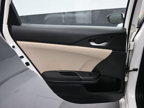 Used 2018 Honda Civic LX image 29