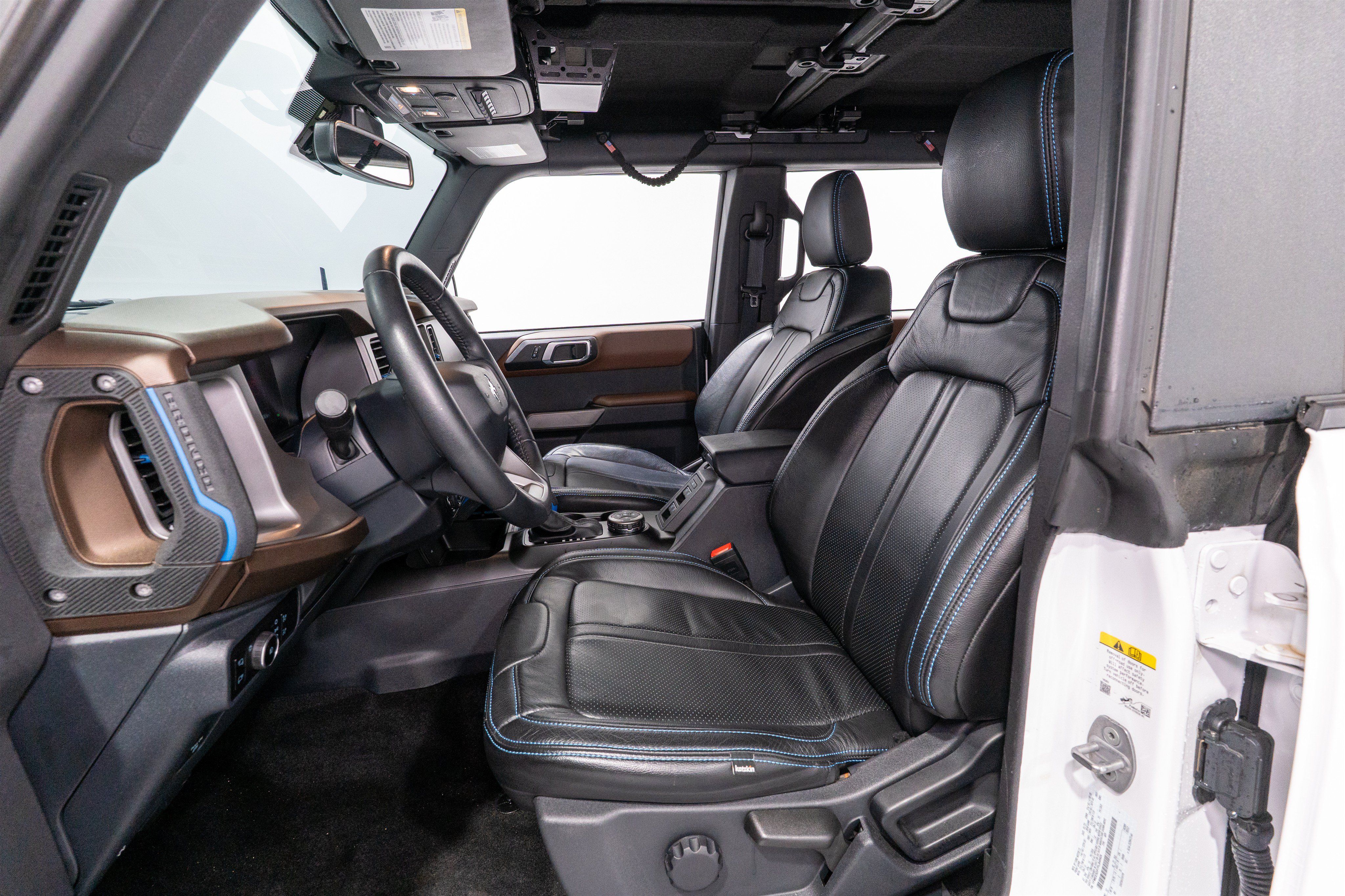 Used 2023 Ford Bronco Outer Banks AWD/4WD image 16
