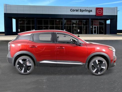 New 2026 Nissan Kicks SR FWD image 5