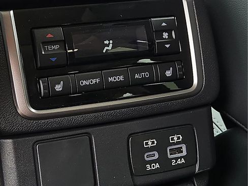 New 2026 Subaru Ascent Limited image 12