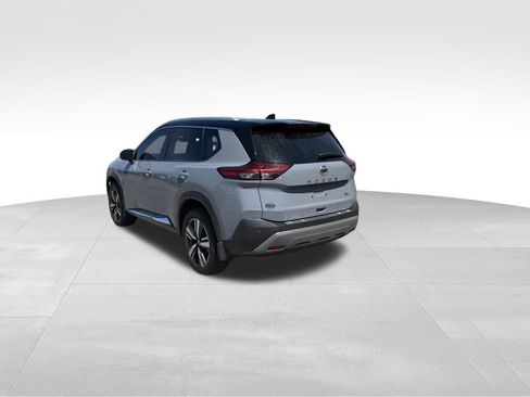 Used 2021 Nissan Rogue SL w/ Premium Package FWD image 6