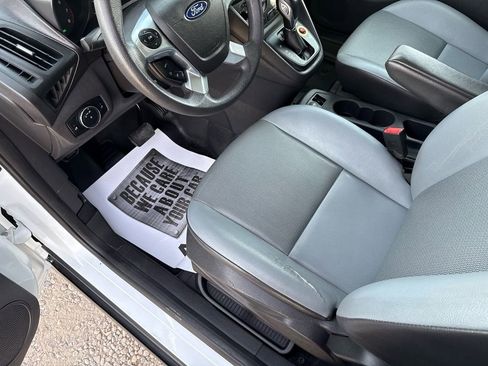 Used 2017 Ford Transit Connect XL image 28