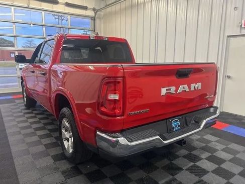 Used 2025 RAM 1500 Big Horn AWD/4WD image 6