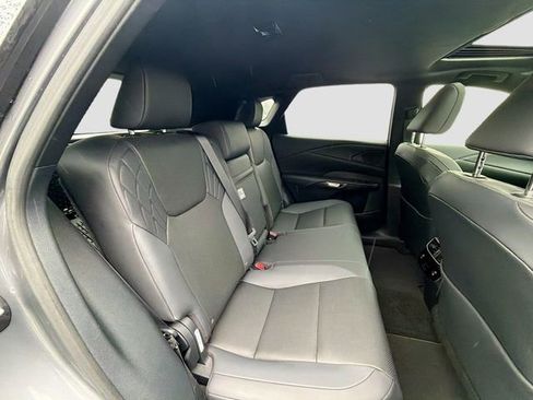 Used 2023 Lexus RX 350 Premium w/ Accessory Package AWD/4WD image 25