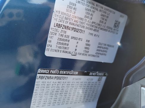 Used 2023 Buick Envision Essence image 31