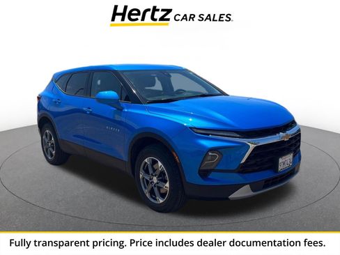 Used 2026 Chevrolet Blazer LT FWD image 1