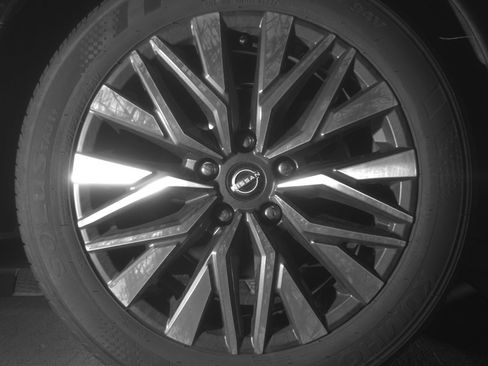 Used 2025 Nissan Altima 2.5 SV image 15