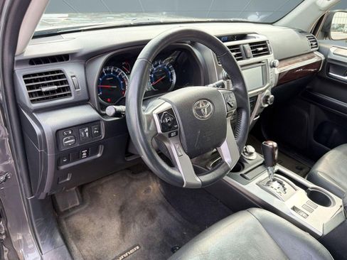Used 2016 Toyota 4Runner Limited image 4