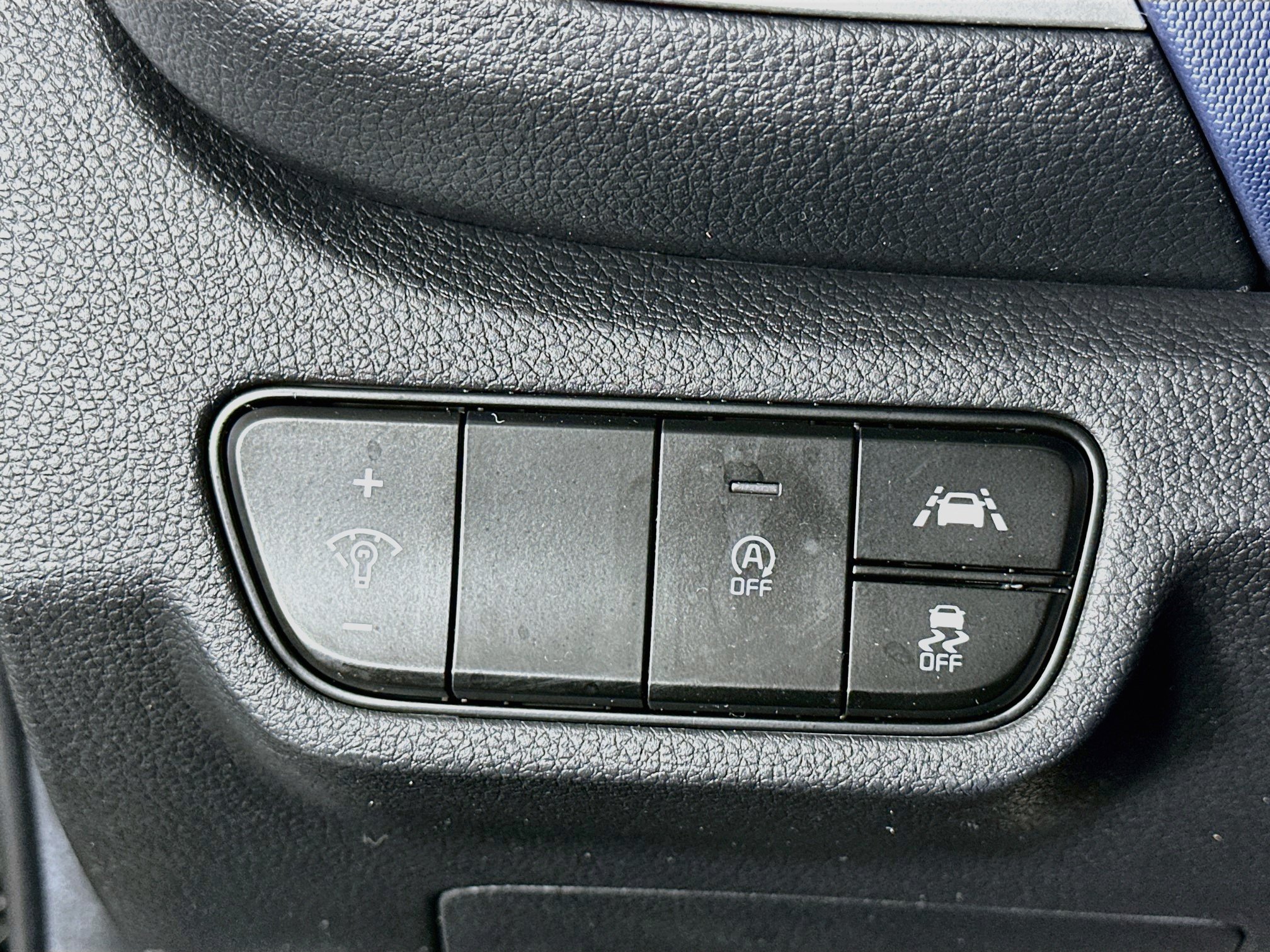 Used 2021 Kia Seltos S FWD image 17