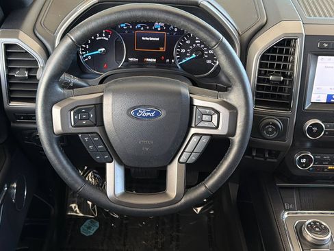 Used 2020 Ford Expedition Max XLT w/ Equipment Group 202A AWD/4WD image 15