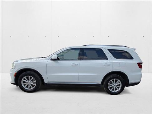 Used 2022 Dodge Durango SXT image 8