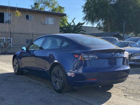 Used 2023 Tesla Model 3 Standard Range image 2