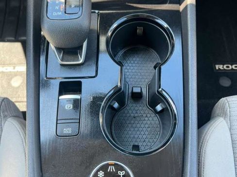 Used 2021 Nissan Rogue SV AWD/4WD image 31