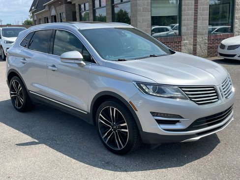 Used 2017 Lincoln MKC Reserve w/ Lincoln MKC Climate Package AWD/4WD image 3