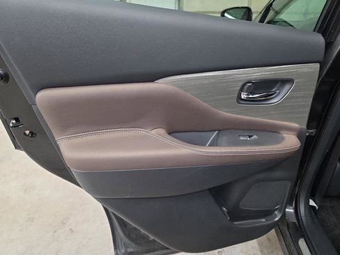 Used 2015 Nissan Murano SL w/ SL Technology Package image 34