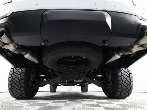 Used 2026 Chevrolet Suburban Z71 w/ Comfort Package image 55