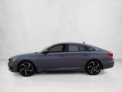Used 2022 Honda Accord Sport image 2