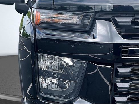 Used 2022 Chevrolet Silverado 2500 Custom w/ Custom Value Package AWD/4WD image 31