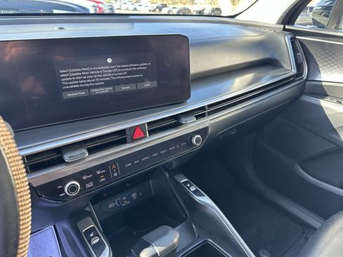 Used 2025 Kia Sorento S w/ Panoramic Sunroof Package image 14