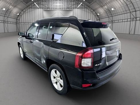 Used 2016 Jeep Compass Sport AWD/4WD image 3