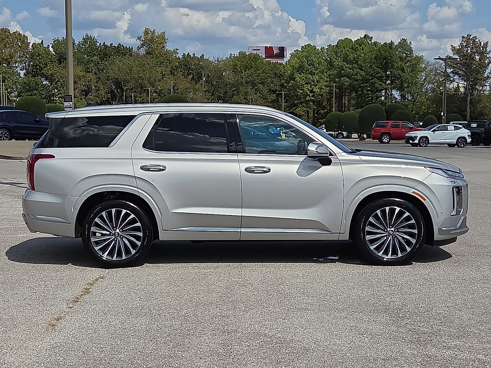 Used 2025 Hyundai Palisade Calligraphy AWD/4WD image 6