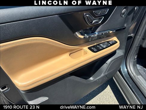 Certified 2021 Lincoln Corsair Reserve w/ Equipment Group 201A AWD/4WD image 13