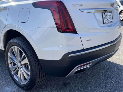 Used 2024 Cadillac XT5 Premium Luxury image 12