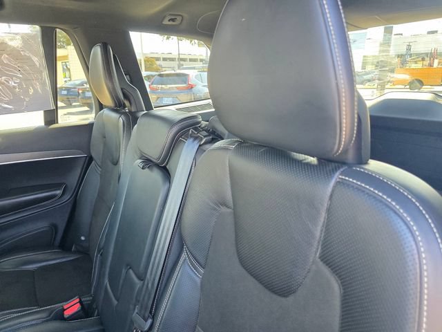 Used 2018 Volvo XC90 T5 R-Design w/ Convenience Package FWD image 10