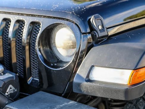 Used 2018 Jeep Wrangler Unlimited Sport S image 6