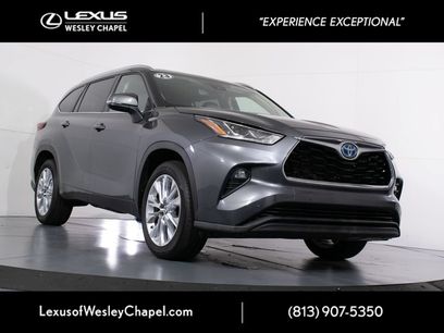 Used 2023 Toyota Highlander Limited