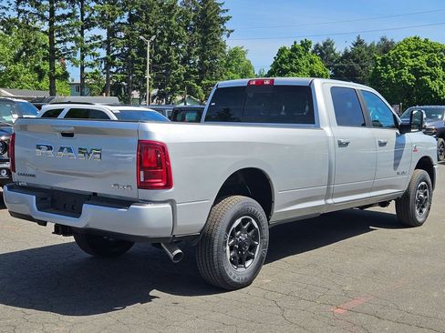 New 2026 RAM 3500 Laramie AWD/4WD image 7
