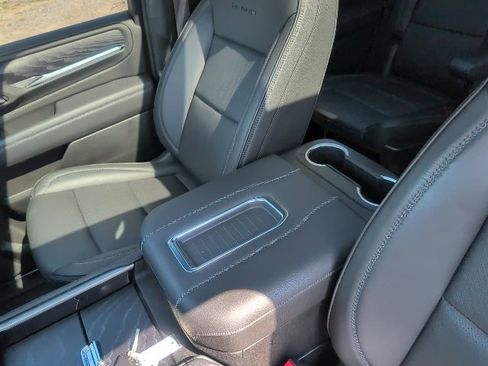 Used 2024 GMC Yukon Denali image 51