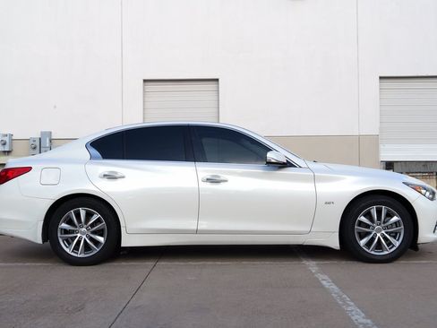 Used 2016 INFINITI Q50 Premium w/ 2.0T Premium Plus Package RWD image 14