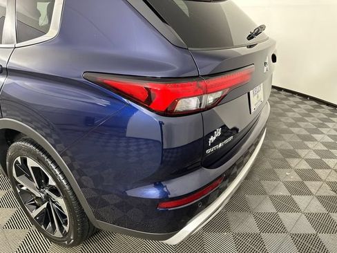 Used 2022 Mitsubishi Outlander SE FWD image 35
