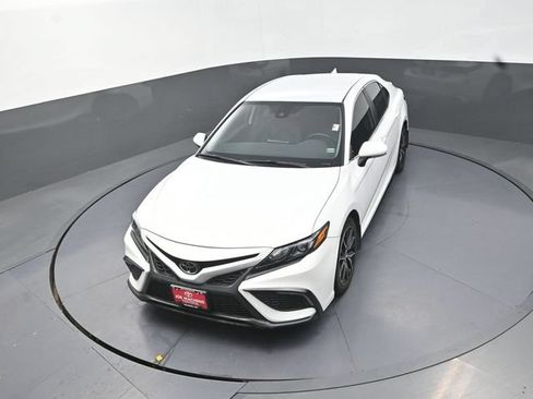 Used 2024 Toyota Camry SE FWD image 24