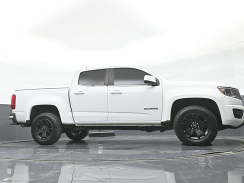Used 2020 Chevrolet Colorado LT AWD/4WD image 41