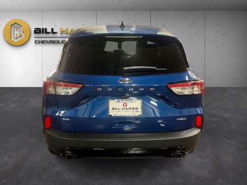 Used 2022 Ford Escape SE w/ SE Sport Appearance Package image 11