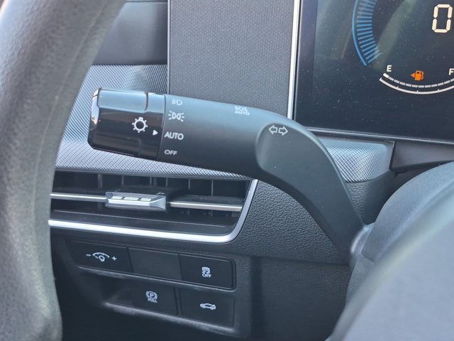 Used 2025 Hyundai Sonata SEL FWD image 15