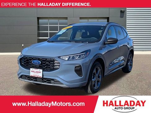Used 2024 Ford Escape ST-Line w/ Tech Pack #1 AWD/4WD image 1
