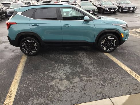 New 2026 Kia Seltos SX image 6