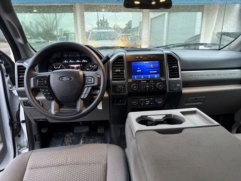 Used 2022 Ford F250 XLT image 12