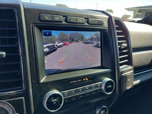 Used 2021 Ford Expedition Max Limited image 27