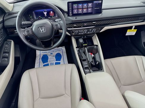 Used 2025 Honda Accord EX-L image 30