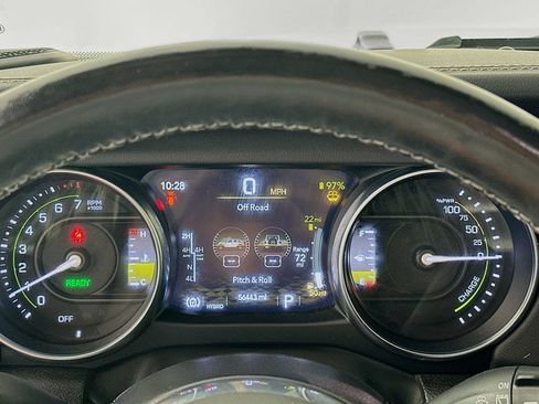Used 2022 Jeep Wrangler Unlimited Sahara w/ Cold Weather Group AWD/4WD image 12