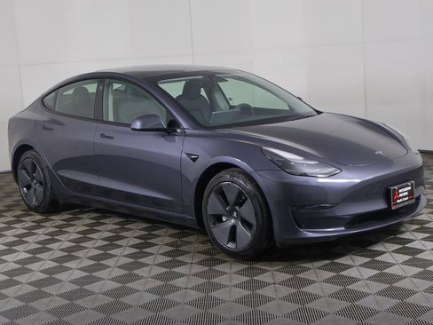 Used 2023 Tesla Model 3 Standard Range image 59