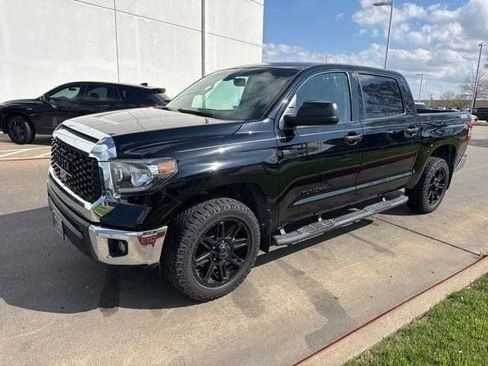 Used 2020 Toyota Tundra SR5 w/ SR5 Upgrade Package image 5