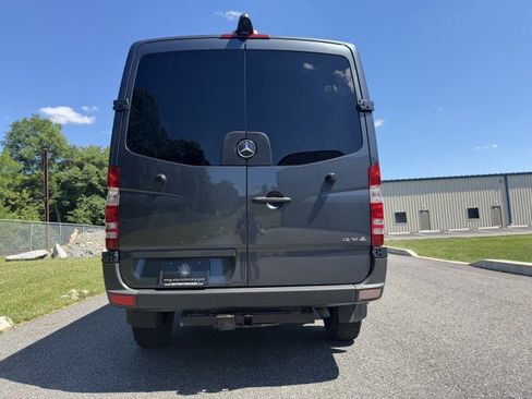 Used 2017 Mercedes-Benz Sprinter 2500 image 15