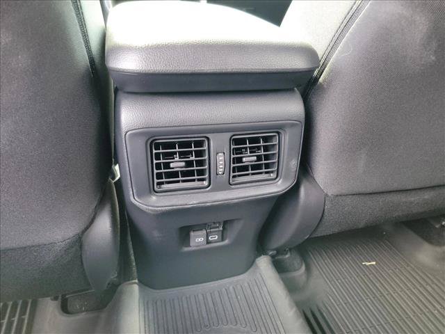 Used 2024 Toyota RAV4 SE w/ Weather & Moonroof Package AWD/4WD image 19
